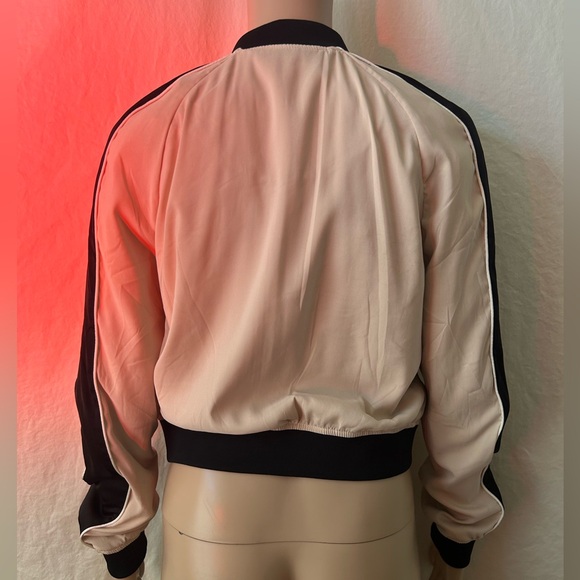 EXPRESS Front Zip - Picture 5 of 5